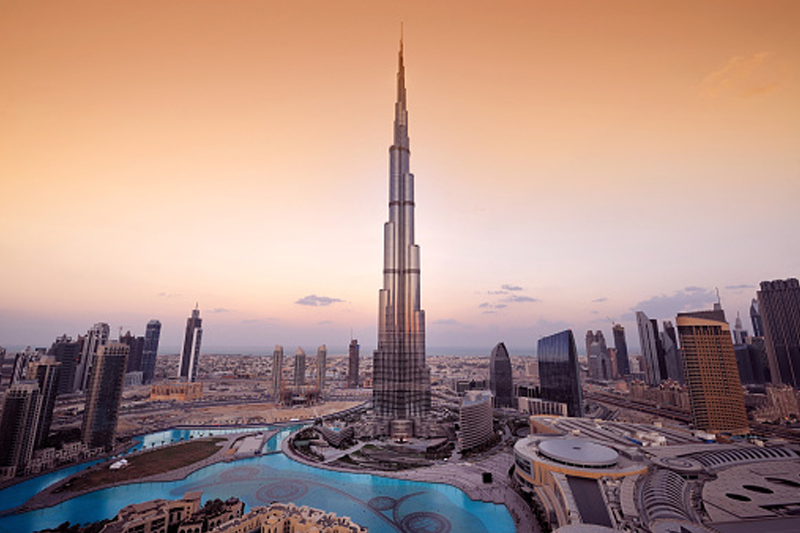 Evening View Of Burj Khalifa | Dubai Tour Packages 